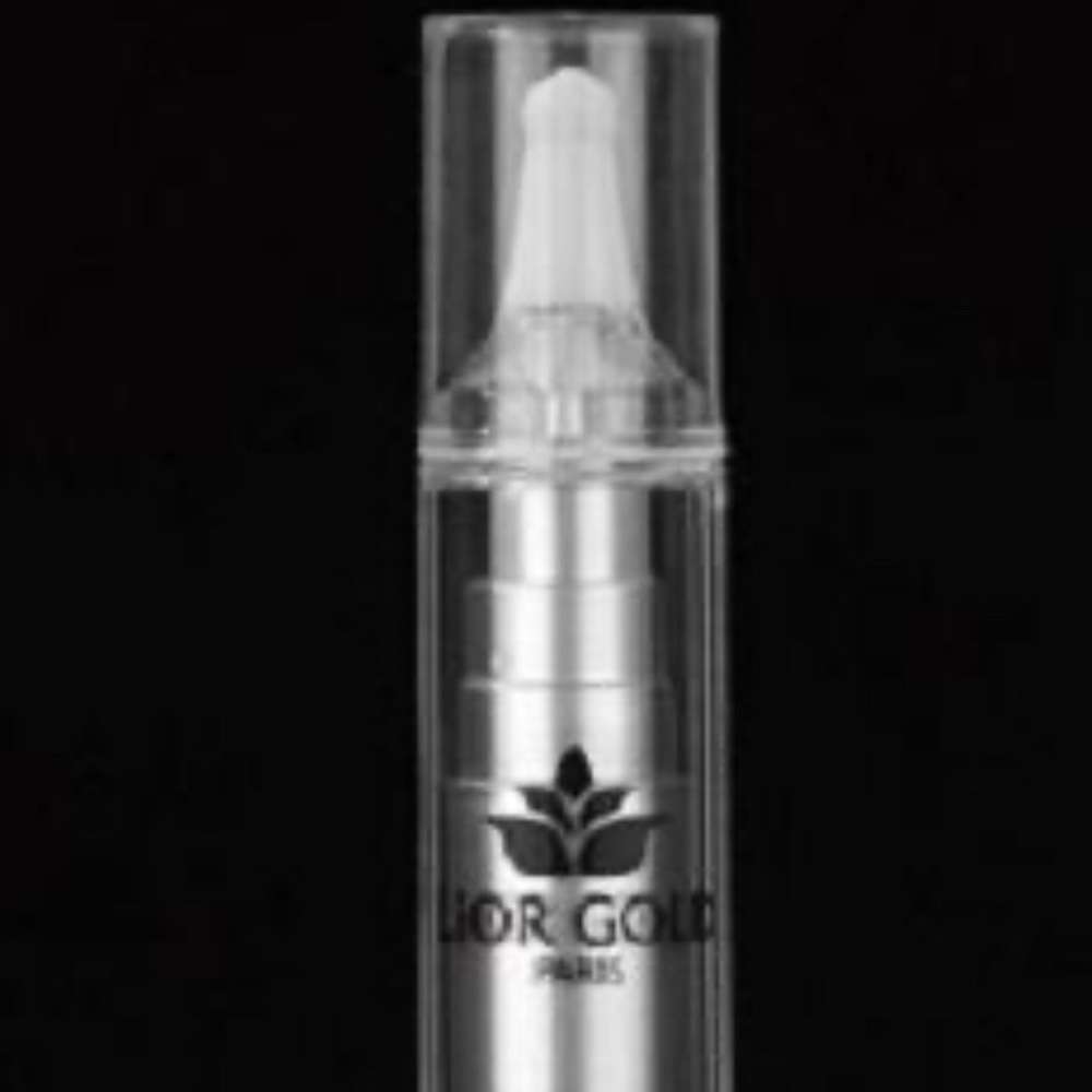 5/30$ Lior Gold Paris Diamond Age Spot Corrector